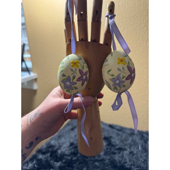 Hand-Painted Floral Easter Hanging Eggs With Lavender Ribbon - Picture 8 of 9